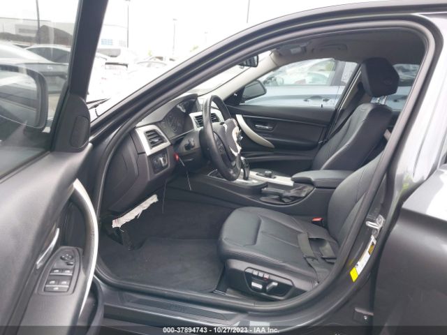 WBA8E1G52GNU10997 BMW 3 Series 320i