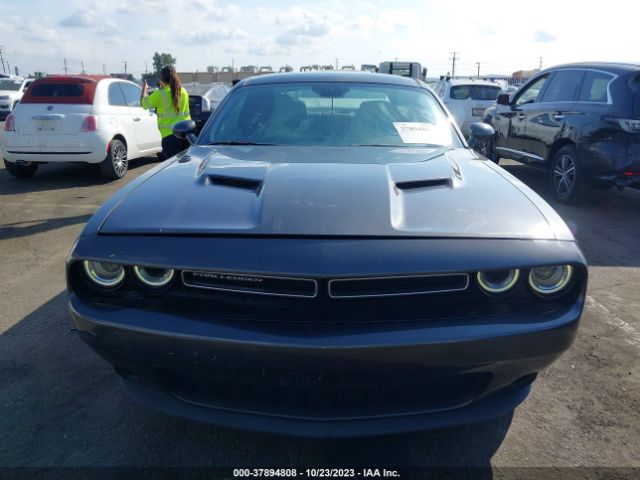2C3CDZAG5HH558794 Dodge Challenger Sxt