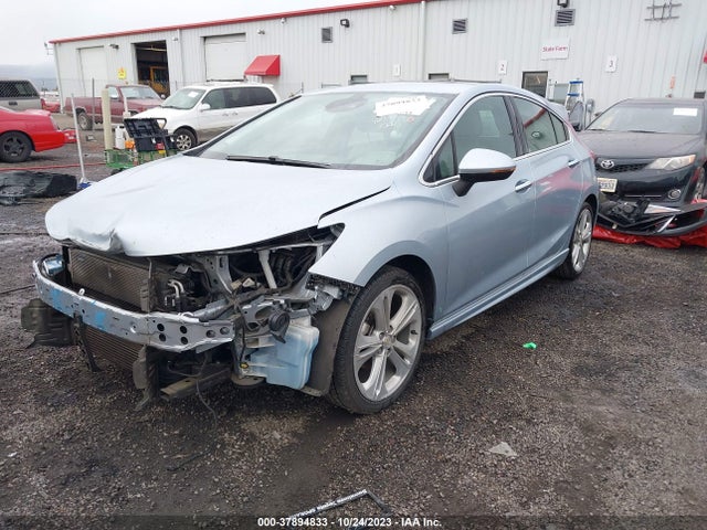Chevrolet Cruze Premier 2017 3G1BF6SM1HS587848 Image 2