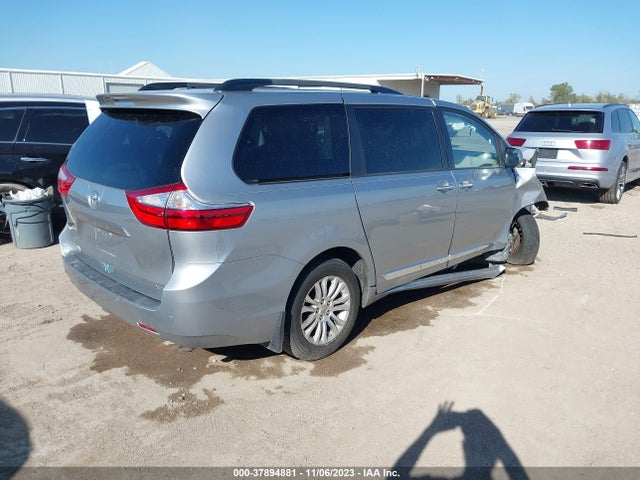 Toyota Sienna Xle 8 Passenger 2015 5TDYK3DC7FS601043 Image 4
