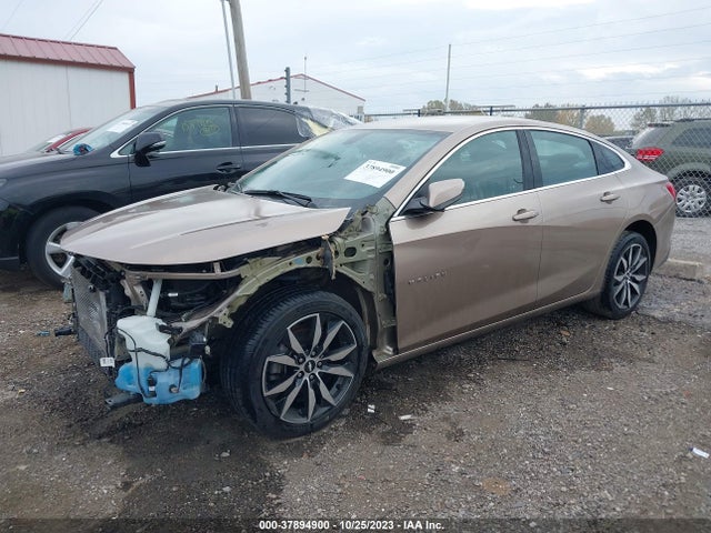 Chevrolet MALIBU LT 2018 1G1ZD5ST2JF278020 Image 2