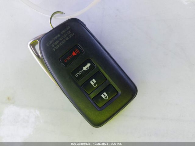 2021 LEXUS IS JTHGZ1B29M5046880 Photo 10