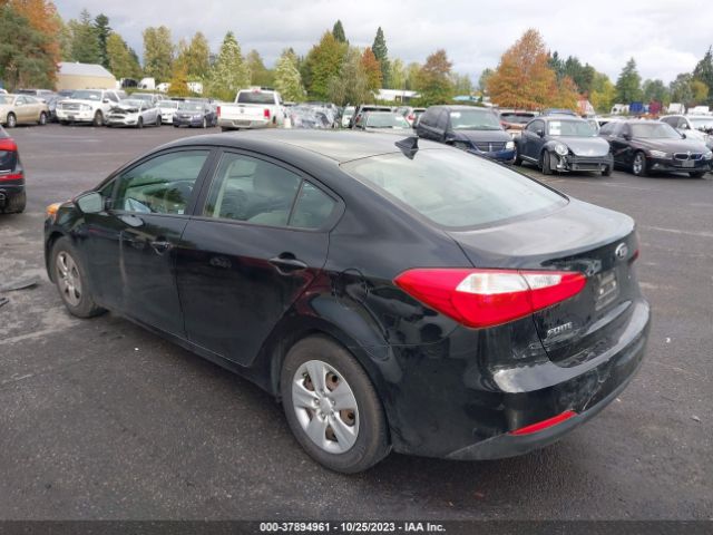 KNAFK4A64F5386140 KIA FORTE LX
