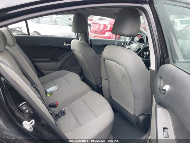 KNAFK4A64F5386140 KIA FORTE LX
