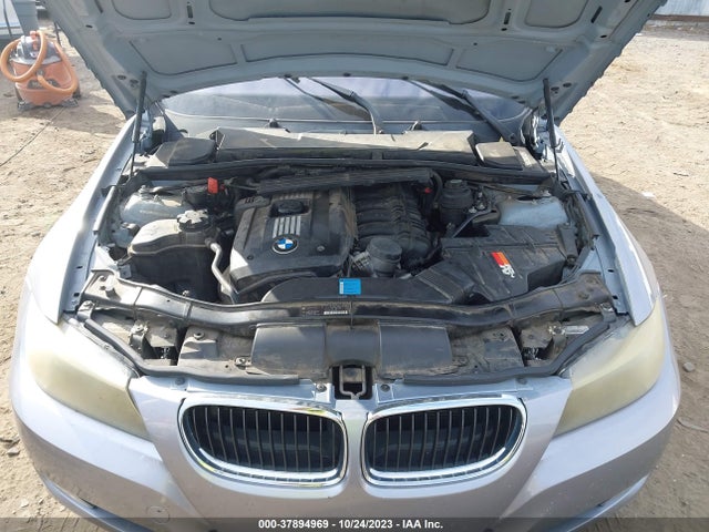 2010 BMW 328I VIN: WBAPH7C58AA800075