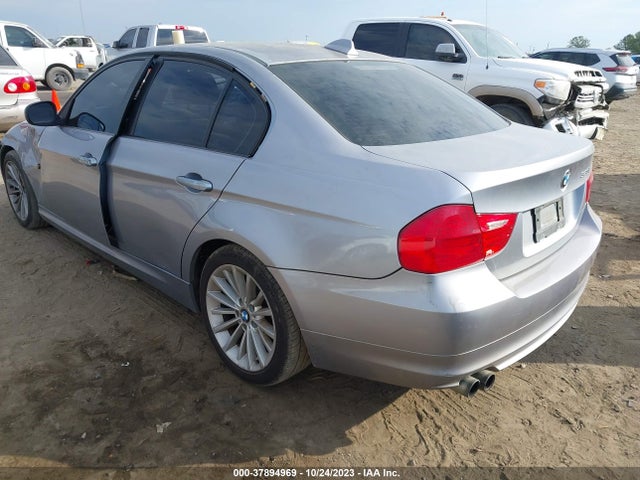 2010 BMW 328I VIN: WBAPH7C58AA800075