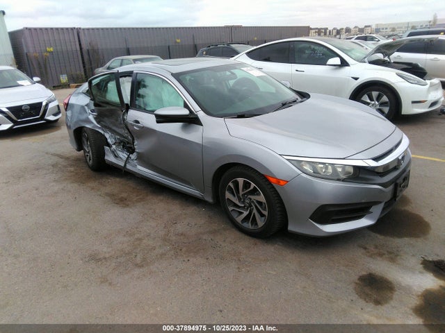 Honda CIVIC EX 2018 2HGFC2F77JH596725 Image 1