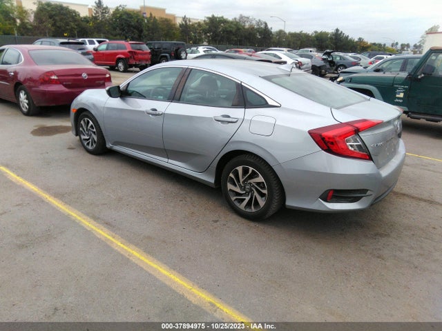 Honda CIVIC EX 2018 2HGFC2F77JH596725 Image 3