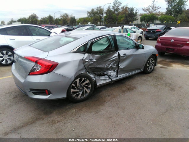 Honda CIVIC EX 2018 2HGFC2F77JH596725 Image 4