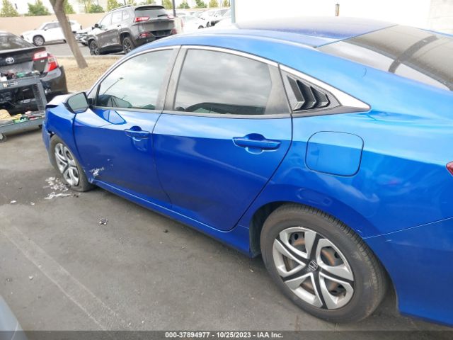 19XFC2F58HE219100 Honda Civic Sedan Lx