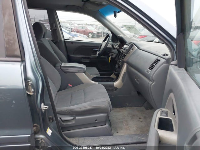2006 HONDA PILOT EX VIN: 2HKYF18486H538102