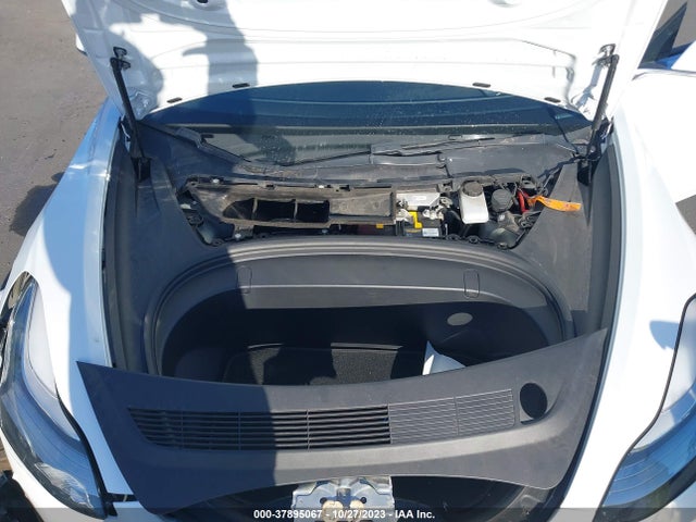 2018 TESLA MODEL 3 5YJ3E1EB8JF146776 Photo 9