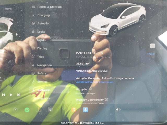 2020 TESLA MODEL 3 STANDARD RANGE PLUS REAR-WHEEL DRIVE/STANDARD RANGE REAR-WHEEL DRIVE VIN: 5YJ3E1EA0LF740059