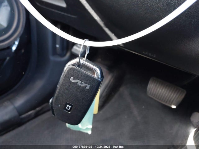 2022 KIA SORENTO S VIN: 5XYRL4LC2NG124428