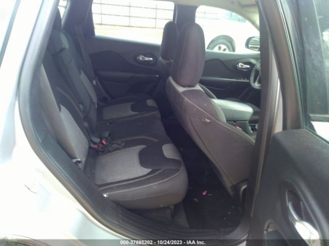 1C4PJLAB5FW620474 Jeep Cherokee Sport