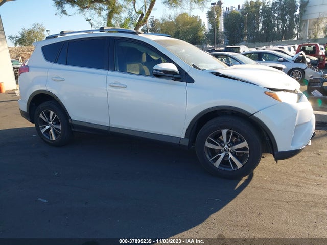 Toyota Rav4 Xle 2016 JTMWFREV8GJ100028 Image 13
