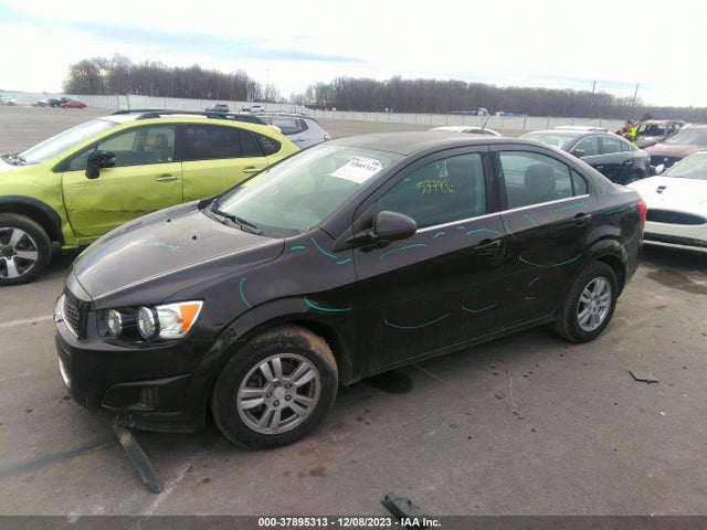 Chevrolet Sonic Lt Auto 2015 1G1JC5SH7F4218474 Image 2