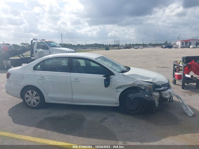 3VW2B7AJ9HM351465 Volkswagen Jetta 1.4t S