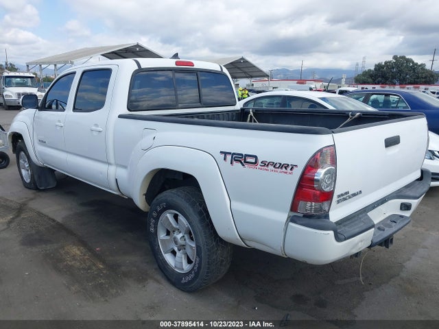 Toyota Tacoma Prerunner 2015 3TMKU4HN3FM046545 Image 3