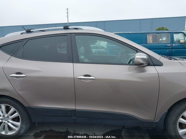 2012 HYUNDAI TUCSON LIMITED VIN: KM8JU3AC2CU508904
