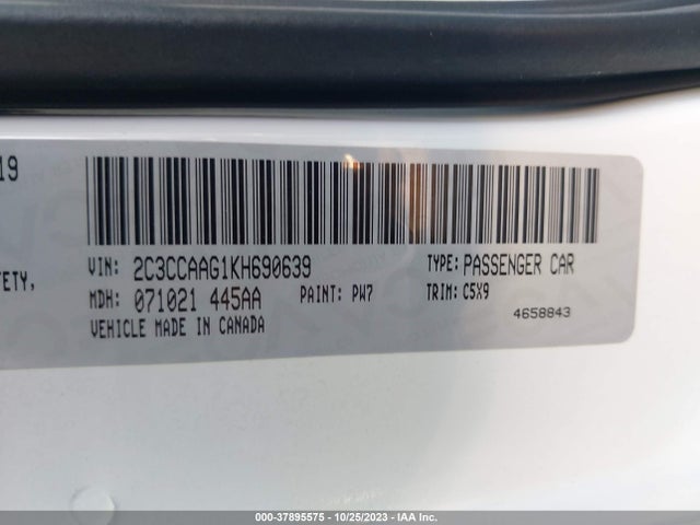 2C3CCAAG1KH690639 Chrysler 300 Touring