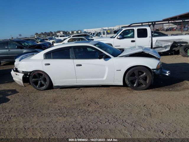 2C3CDXCT7EH343878 Dodge Charger Rt
