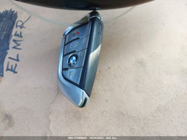 WBAJA9C56JB033049 BMW 5 Series 530e Iperformance
