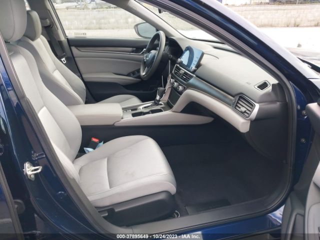 1HGCV1F17KA052082 Honda Accord Sedan Lx 1.5t