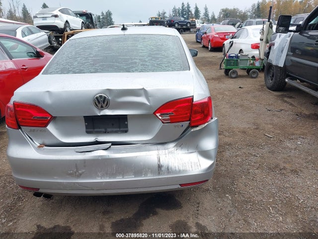 3VWLL7AJ6EM374814 Volkswagen Jetta Sedan Tdi W/premium