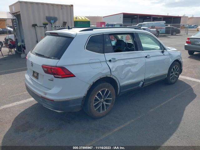3VV2B7AX6JM212652 Volkswagen Tiguan 2.0t Sel/2.0t Se