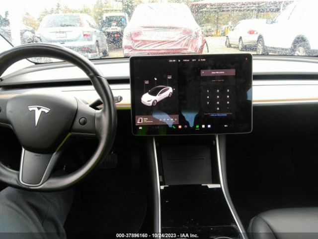5YJ3E1EA4KF326748 Tesla Model 3 Range