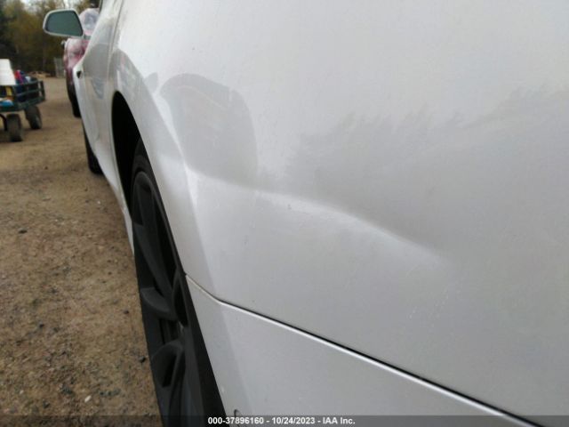 5YJ3E1EA4KF326748 Tesla Model 3 Range