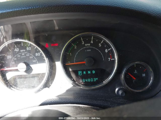 1C4GJWBG8EL299218 Jeep Wrangler Sahara