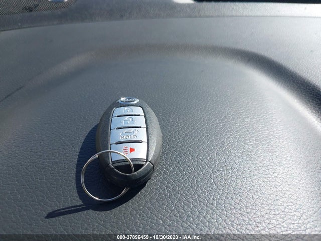 2016 NISSAN ROGUE SL VIN: 5N1AT2MT8GC815868