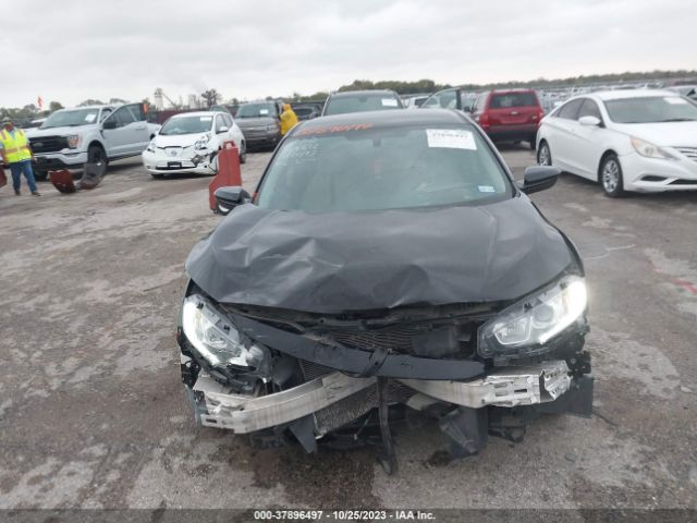 19XFC2F52JE009579 Honda Civic Sedan Lx
