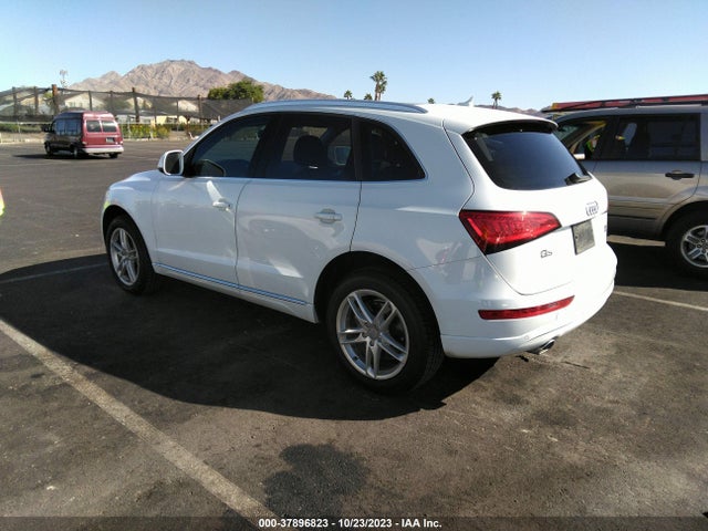 WA1CMAFPXEA027200 Audi Q5 Premium Plus