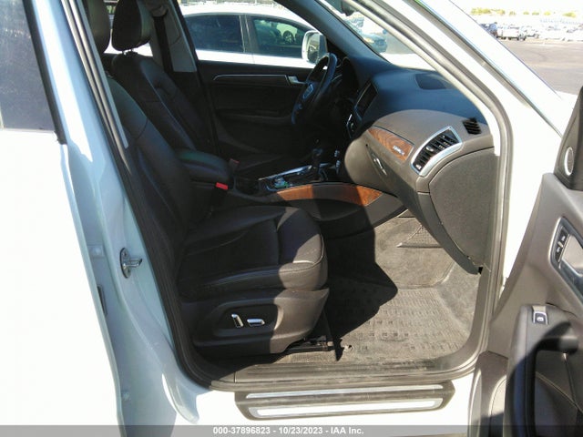 WA1CMAFPXEA027200 Audi Q5 Premium Plus