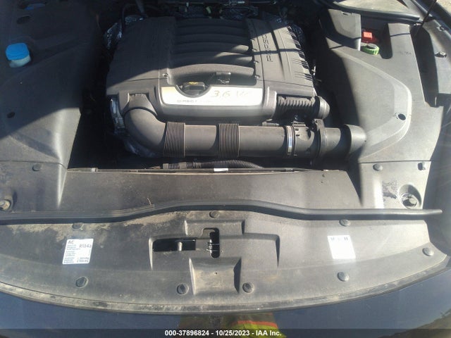 2016 PORSCHE CAYENNE WP1AA2A23GKA15182 Photo 9