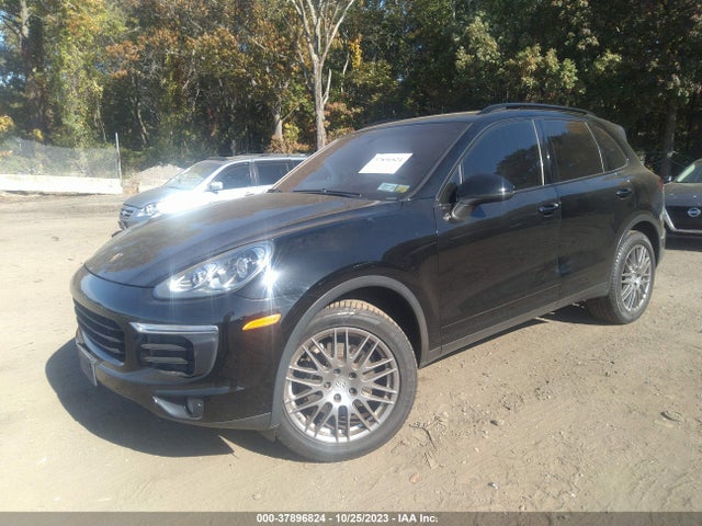 2016 PORSCHE CAYENNE WP1AA2A23GKA15182 Photo 1