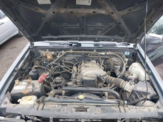 1995 NISSAN TRUCK KING CAB SE/KING CAB XE VIN: 1N6HD16Y6SC324112