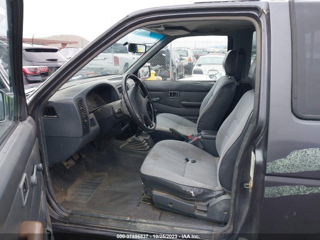 1995 NISSAN TRUCK KING CAB SE/KING CAB XE VIN: 1N6HD16Y6SC324112