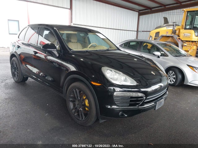 2011 PORSCHE CAYENNE WP1AA2A29BLA10040 Photo 0