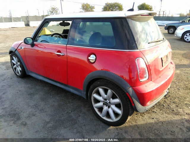 2005 MINI COOPER HARDTOP WMWRE33545TG97700 Photo 2