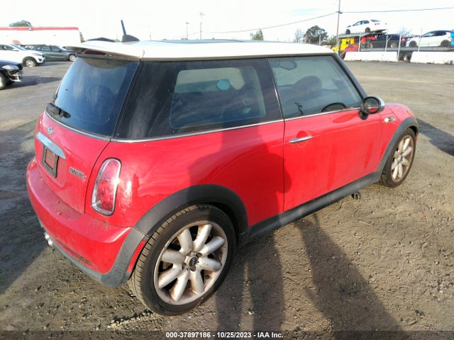 2005 MINI COOPER HARDTOP WMWRE33545TG97700 Photo 3