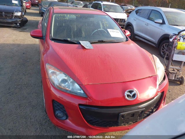 2012 MAZDA MAZDA3 S TOURING VIN: JM1BL1L66C1511832