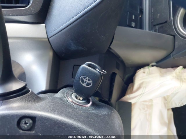 2016 TOYOTA RAV4 LE VIN: 2T3ZFREVXGW300925