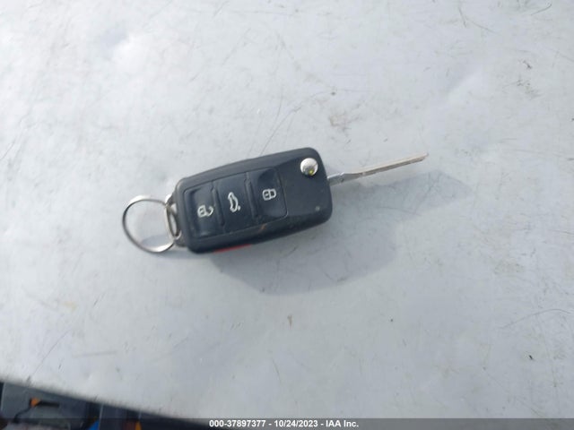 Продажа на аукционе авто 2013 Volkswagen Jetta Sedan Tdi W/premium/nav, vin: 3VWLL7AJ8DM430072, номер лота: 37897377
