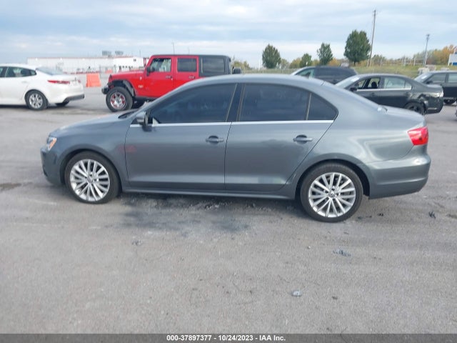 2013 VOLKSWAGEN JETTA SEDAN TDI W/PREMIUM/NAV VIN: 3VWLL7AJ8DM430072