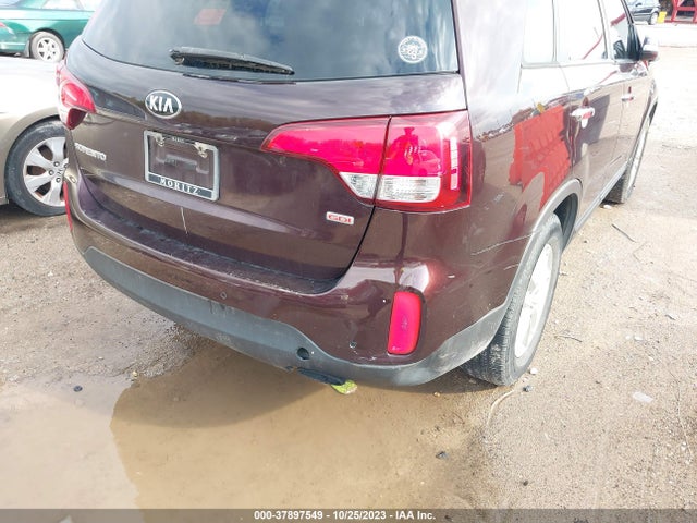 KIA SORENTO LX 2015 5XYKT4A63FG574332 Image 6