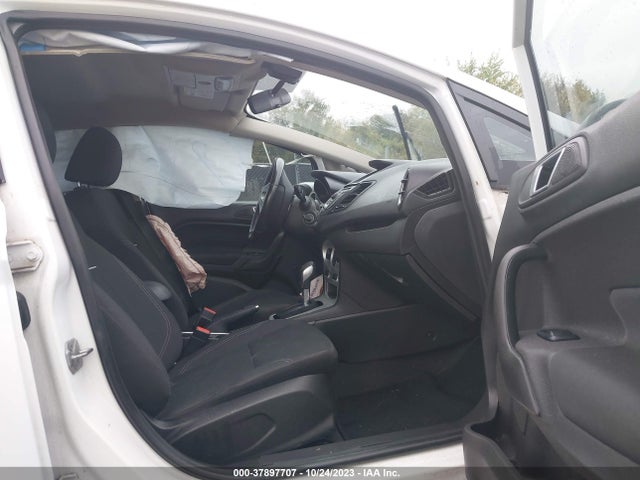 Ford FIESTA SE 2014 3FADP4BJ5EM220495 Image 5